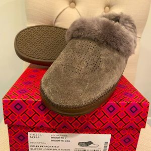 Tory Burch Slippers—comfy and cute ♥️